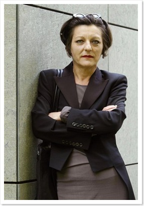 herta muller standing