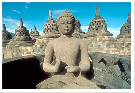 buddha-statue-in Java